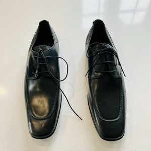 Louis Vuitton Men Dressed Black Shoes